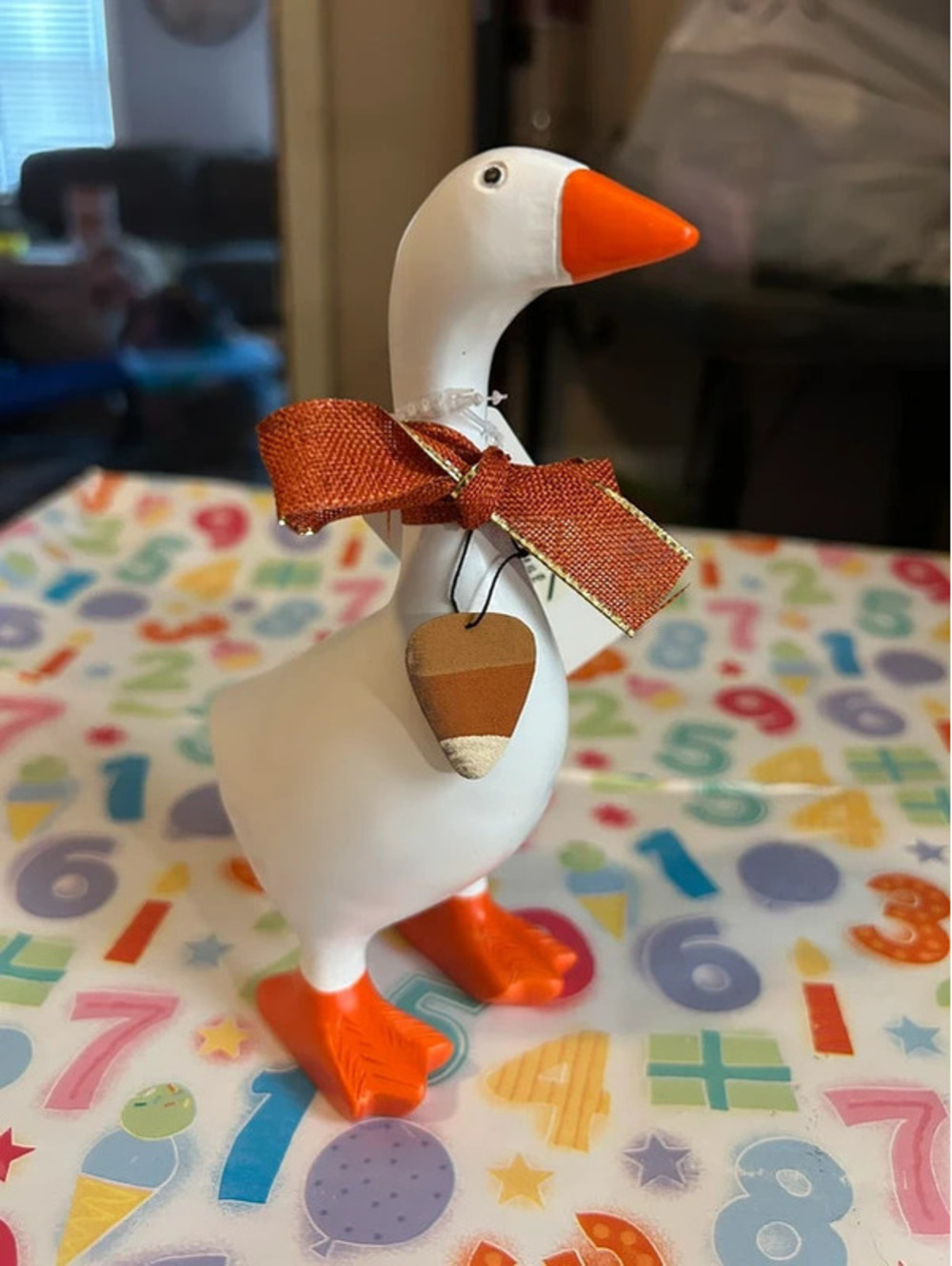 7” mini resin desk goose